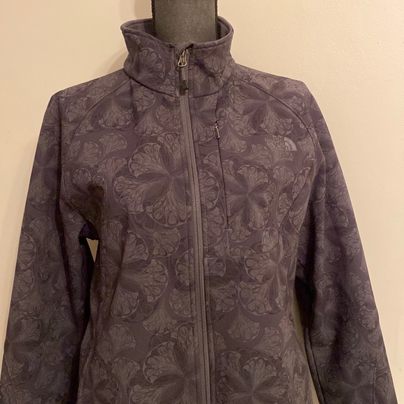 The North Face women’s  floral soft shell jacket  XL - Picture 2 of 16